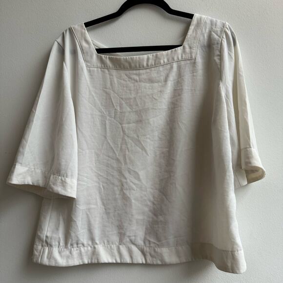 The Best Boxy Sweeheart Neckline Gold Hardware - Small/Medium - Picture 5 of 6